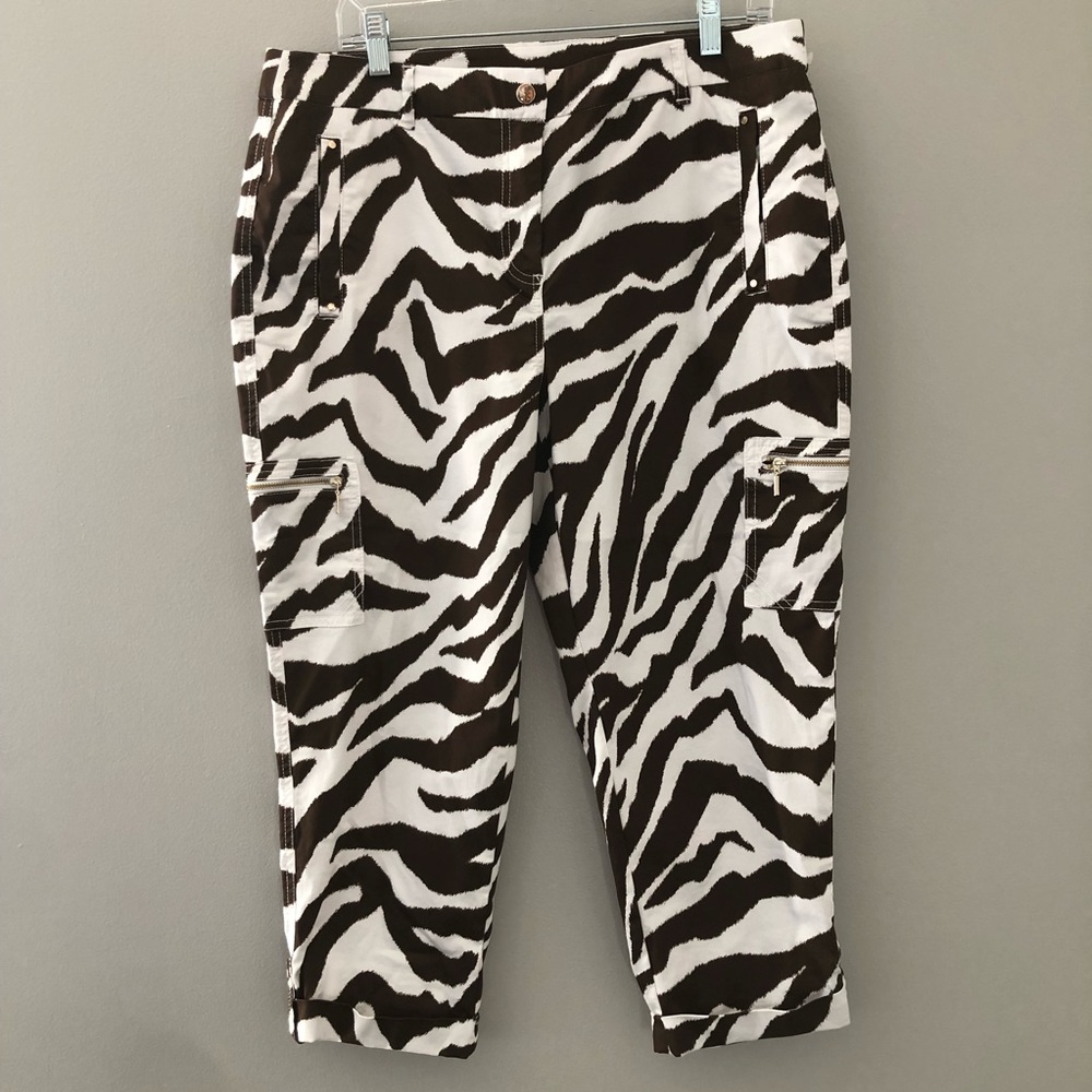 NEW Chico’s Brown Zebra Print Crop Pants Petite 12
